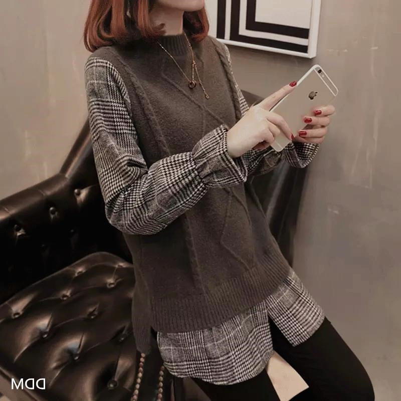 Fake two round neck pullover versatile base knit sweater