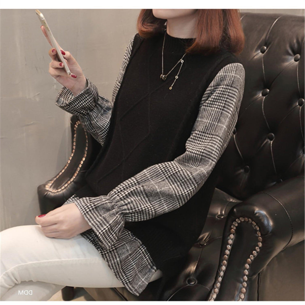 Fake two round neck pullover versatile base knit sweater