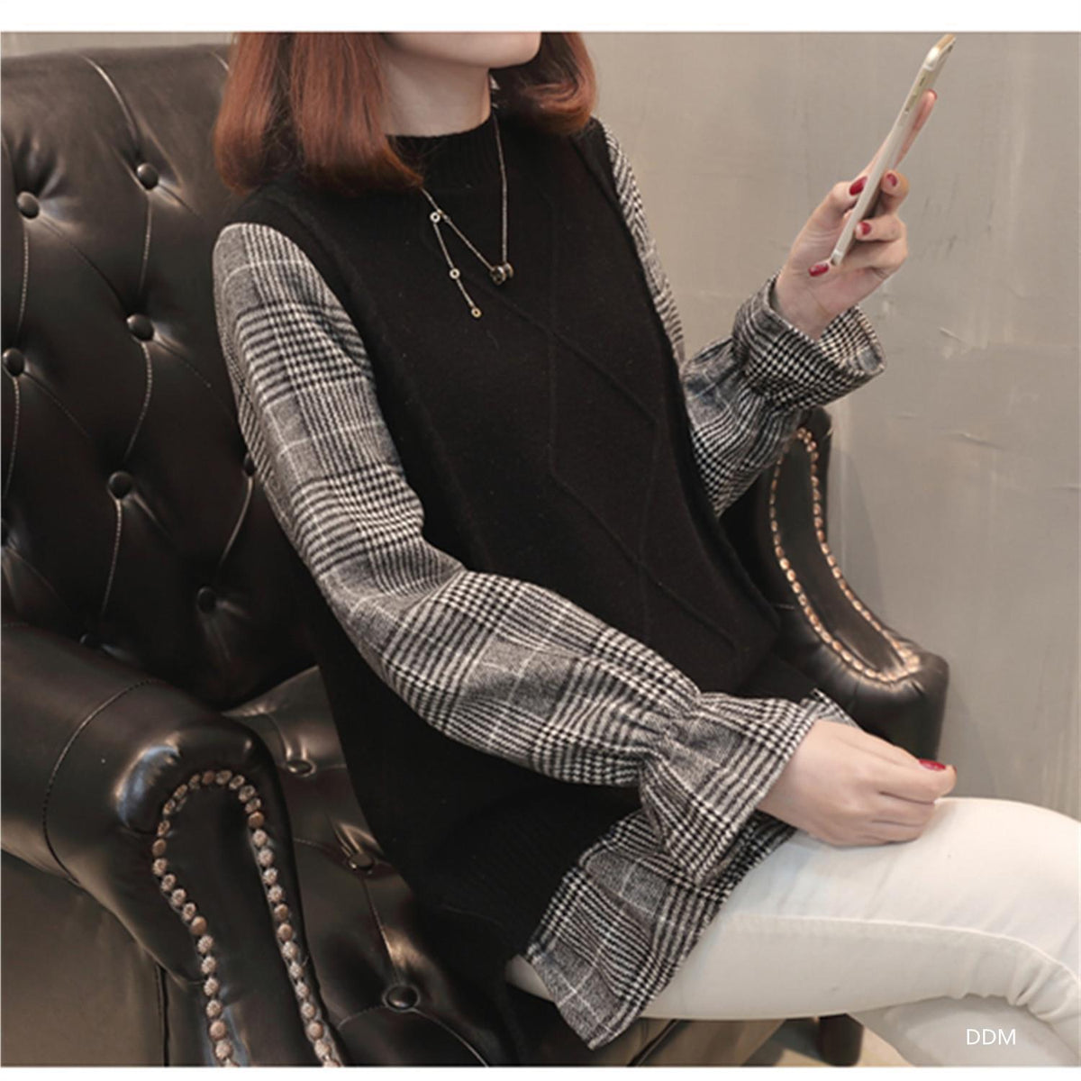 Fake two round neck pullover versatile base knit sweater