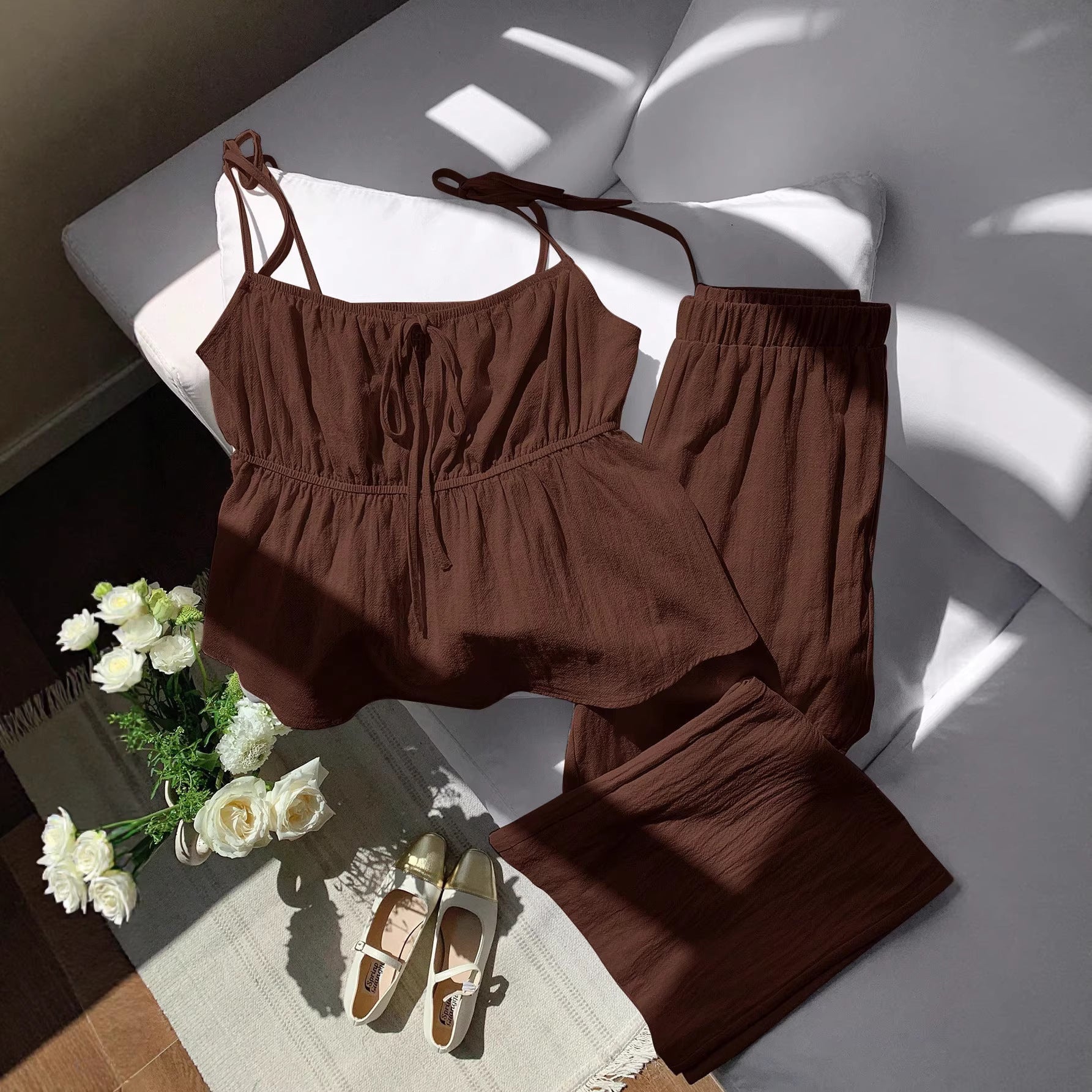 Sleeveless camisole top and long pants 2-piece set