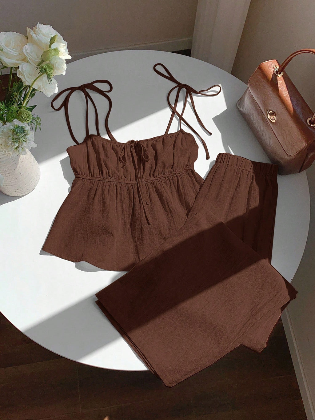 Sleeveless camisole top and long pants 2-piece set