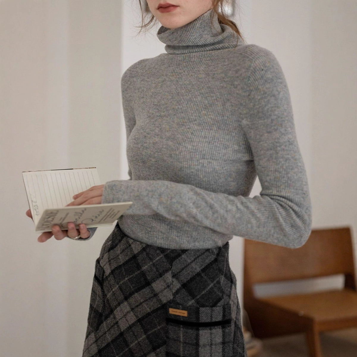Ultra-Fine Merino Wool Fantasy Color Dot Classic Knit Sweater Underwear